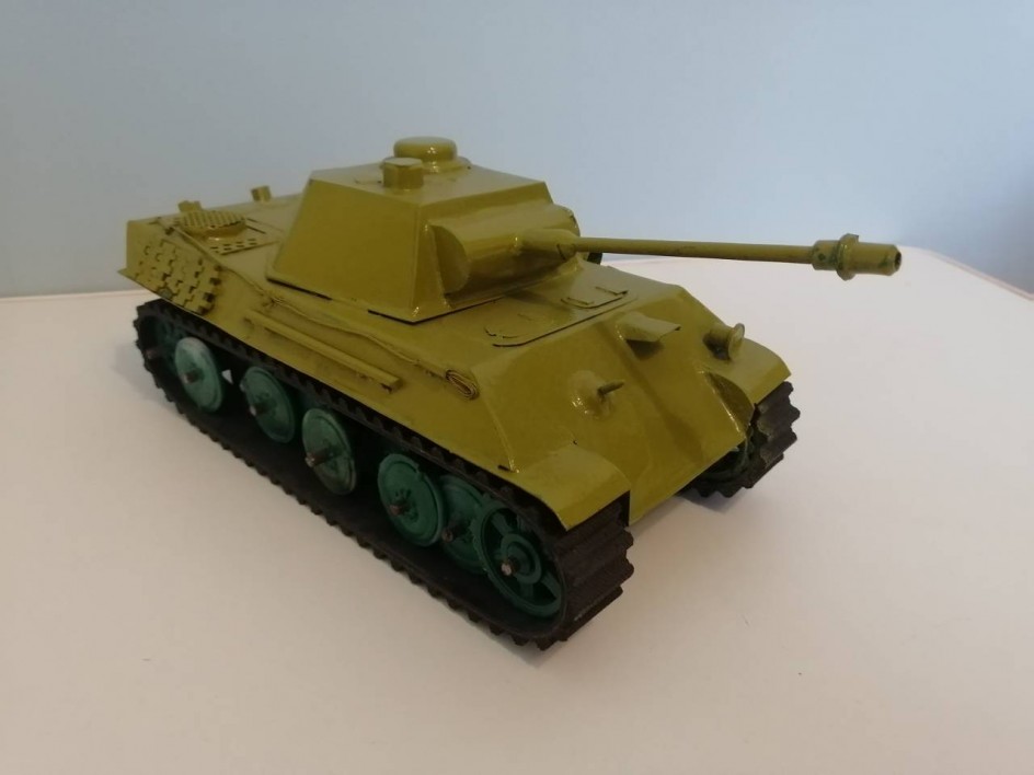 Советский танк ИС-1