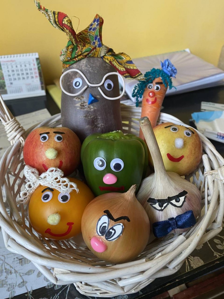 Весёлая семейка